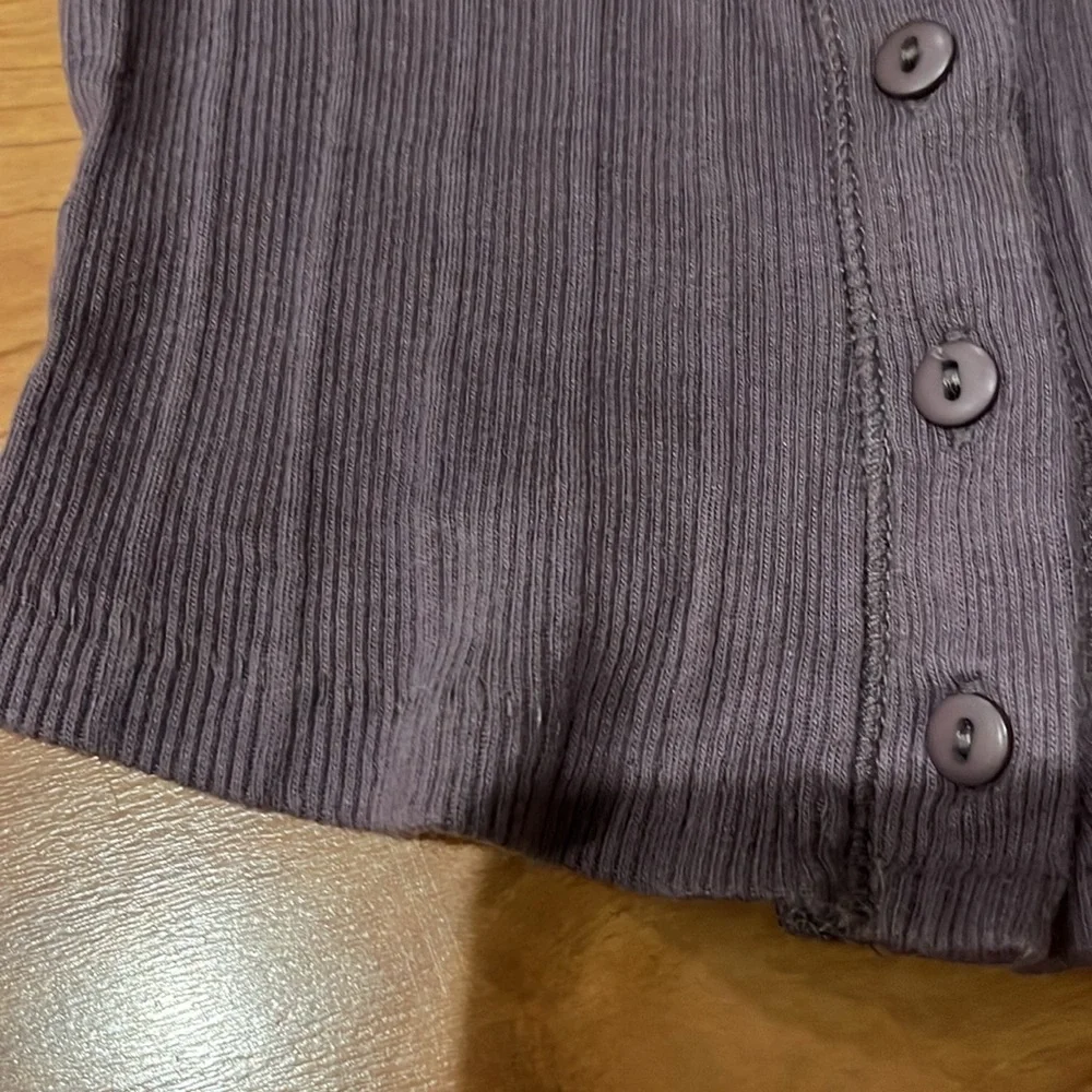 3/$20 Aeropostale purple button down tank with lace trim - Picture 3 of 4